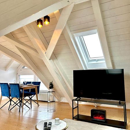 Zentrale Wohnung Mit Dachterasse Bregenz Esterno foto