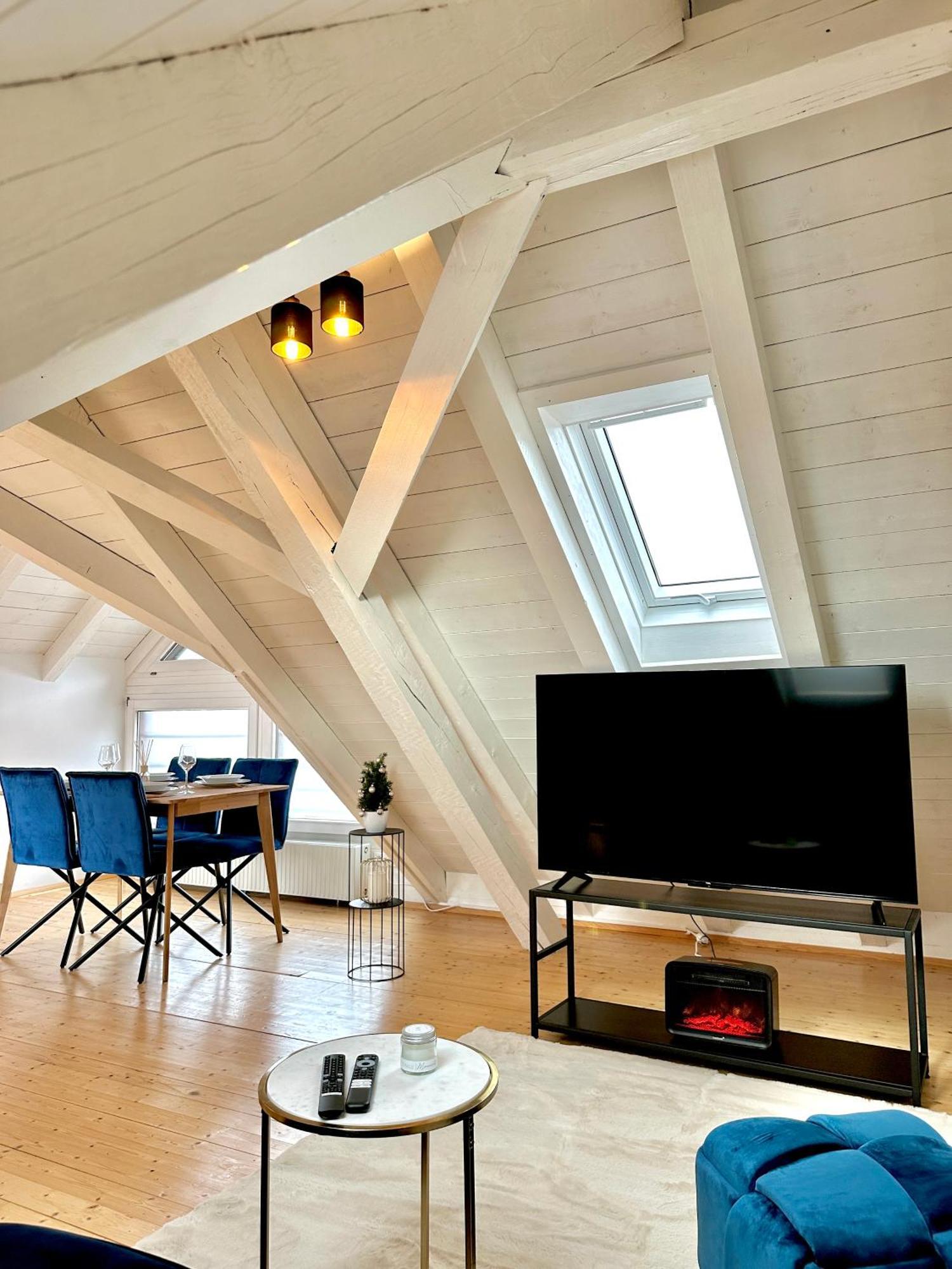 Zentrale Wohnung Mit Dachterasse Bregenz Esterno foto